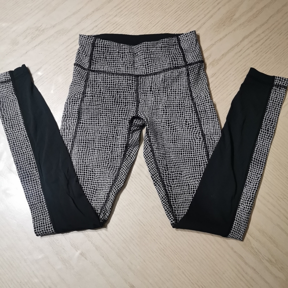 Lululemon Leggings - Picture 2 of 11